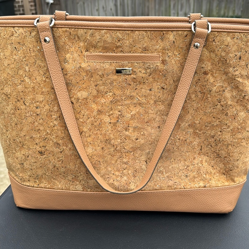 Thirty-one cork bag